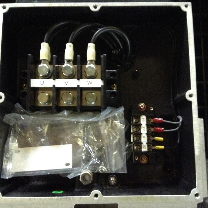 山洋電気 サーボモータ 02IM1K7MXR10 22KW 1500rpm