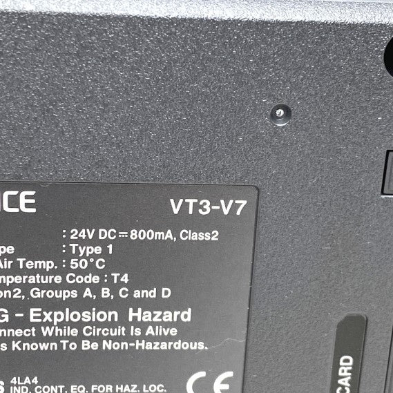 キーエンス 7型 VGA TFTカラー タッチパネル VT3-V7