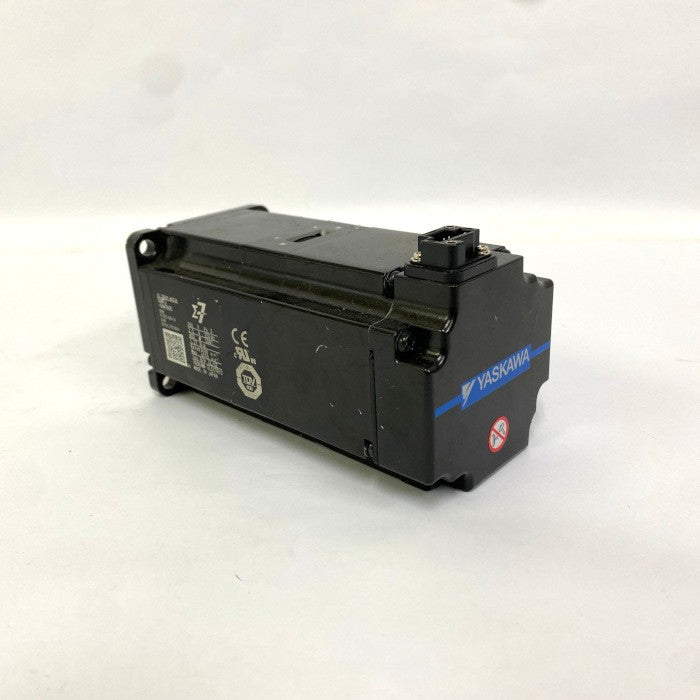 安川電機 回転型サーボモータ SGM7J-04A7A2C