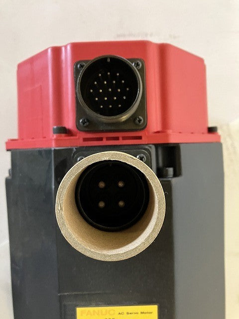 FANUC ファナック サーボモータ A06B-0502-B043(B033)