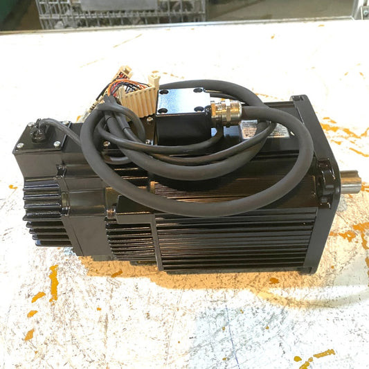 安川電機 U軸サーボモーター SGMGH-13A2A-YR24