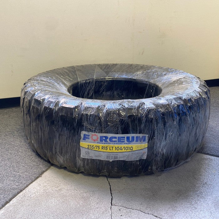 FORCEUM タイヤ 235/75 R15 LT104/101Q