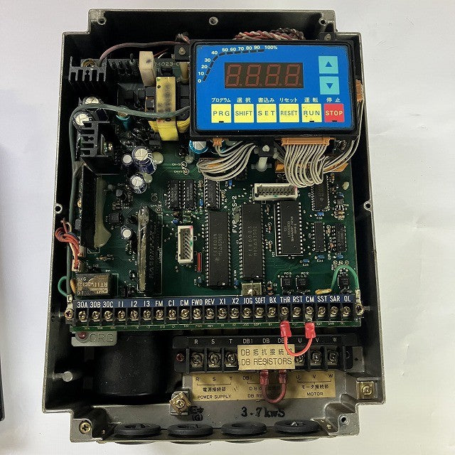 富士電機 インバータ FVR037G5S-2