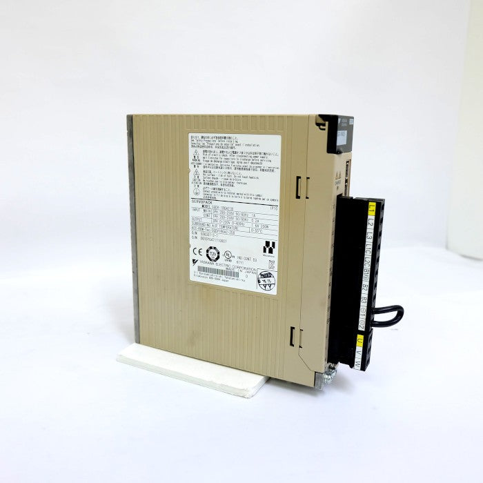 安川電機 サーボパック SGDV-1R6A21B