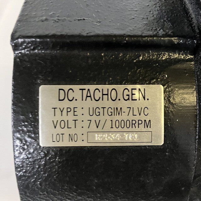 YASKAWA 安川電機 サーボモータ UGCMED-04AA20W