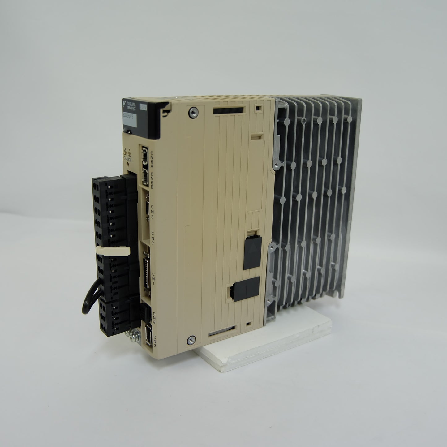 安川電機 サーボパック SGDV-2R8A21B