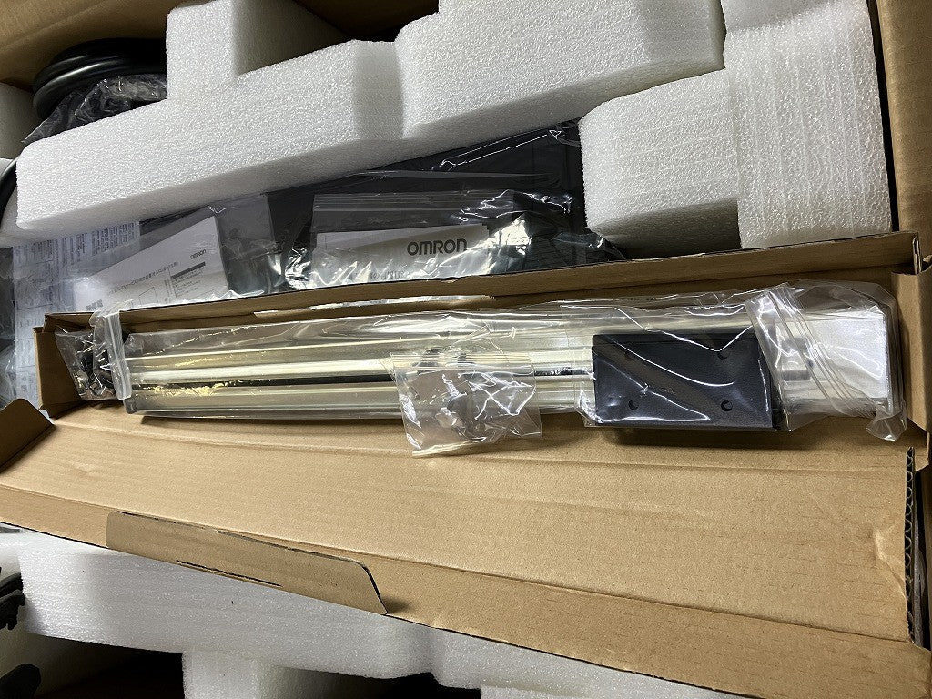 OMRON 無停電電源装置 BN240XR