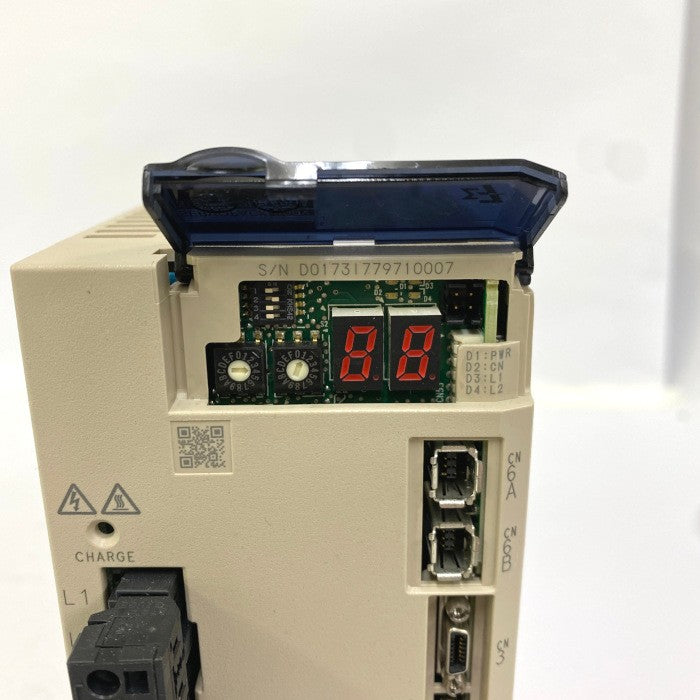 安川電機 サーボパック SGD7W-2R8A20A