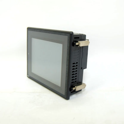 キーエンス　5型 QVGA STNモノクロ タッチパネル DC電源タイプ　VT3-Q5M