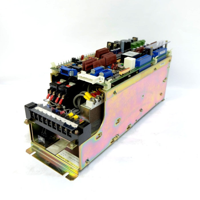 ファナック　ACサーボアンプ　A06B-6050-H102