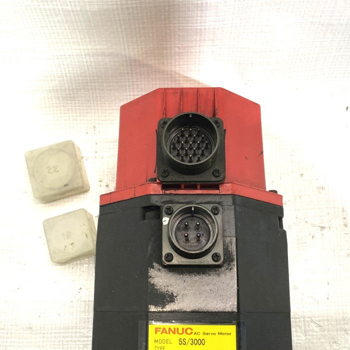 ファナック　サーボモーター　A06B-0514-B073#0095
