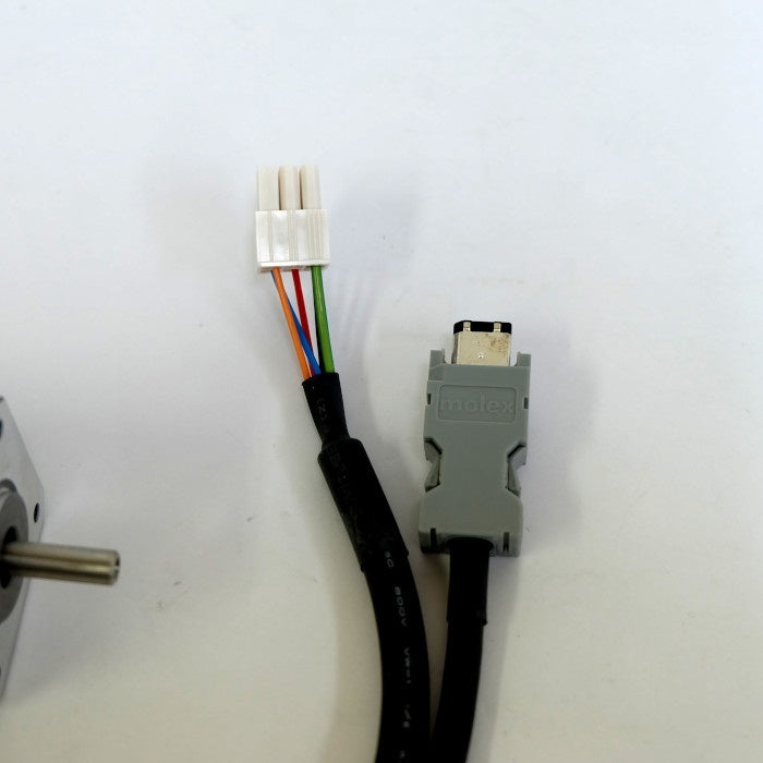 オリエンタルモーター　ステッピングモーター　AZM46A0C