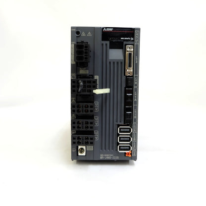 三菱電機　サーボアンプ　MR-J4W3-222B