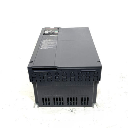 三菱電機　インバーター　FR-F820-22K-1