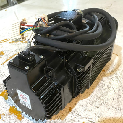 安川電機　Ｕ軸サーボモーター　SGMGH-13A2A-YR24
