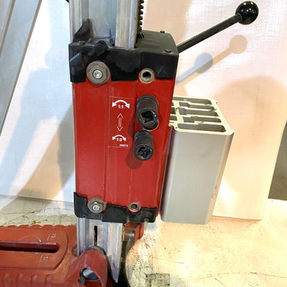 HILTI　コアドリル　DD200