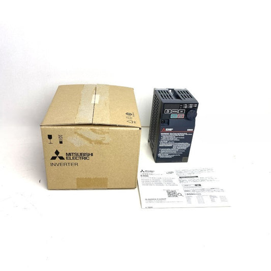三菱電機　インバーター　FR-E820-0.2K-1