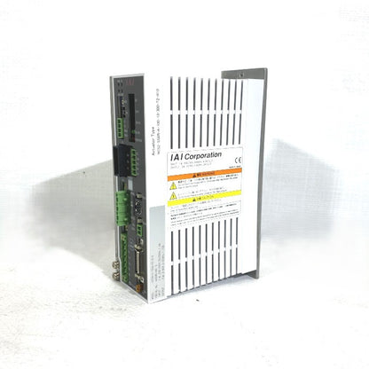 IAI　コントローラー　SCON-C-100A-CC-0-2