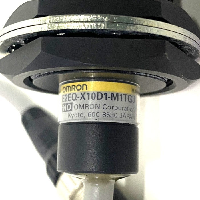 オムロン　近接スイッチ　E2EQ-X10D1-M1TGJ