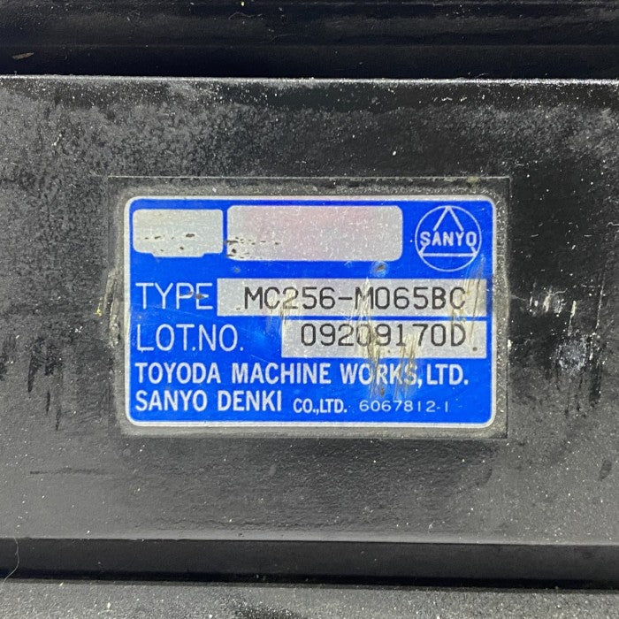 TOYODA　ＡＣサーボモーター　MC256-M065BC