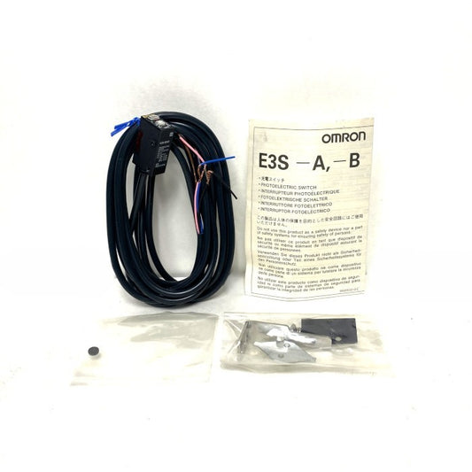 オムロン　光電スイッチ　E3S-BD61