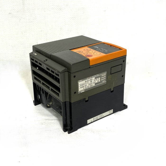 富士電機　インバーター　FVR015E7S-2