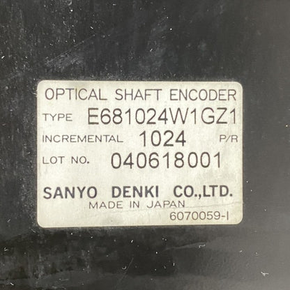 山洋電機　サーボモータ　64BM150KXS19