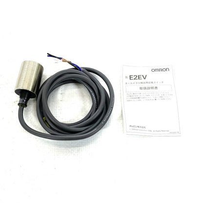 オムロン　近接センサー　E2EV-X10C1