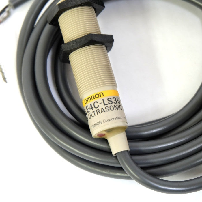オムロン　超音波センサー　E4C-LS35 2M