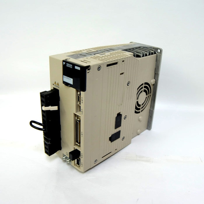 安川電機　Σ-Vシリーズ アナログ電圧・パルス列指令形サーボパック　SGDV-5R5A01A