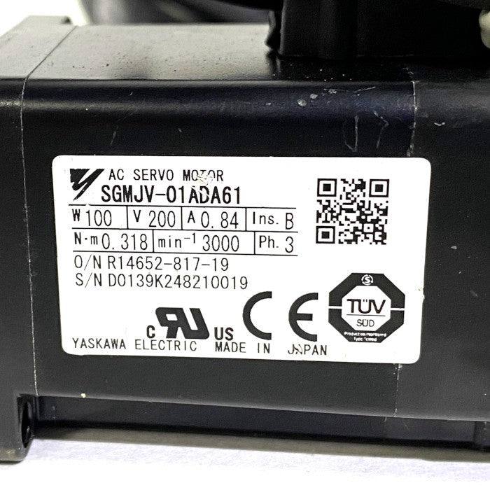 安川電機　サーボモーター　SGMJV-01ADA61