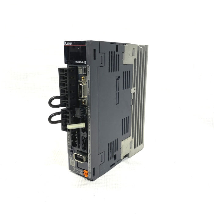 三菱電機　サーボアンプ　MR-J4-20B