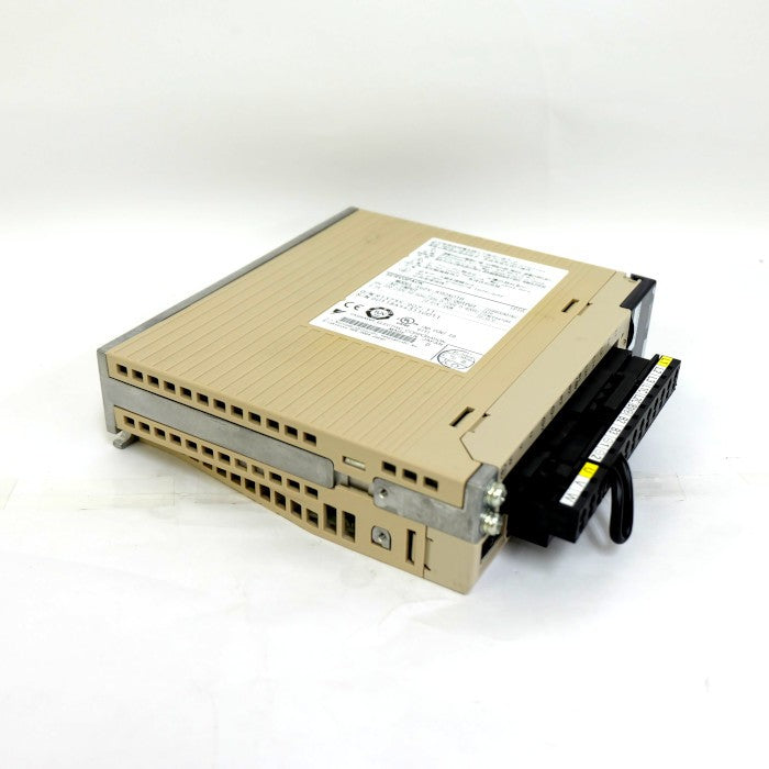 安川電機　ACサーボパック　SGDV-R90A01B