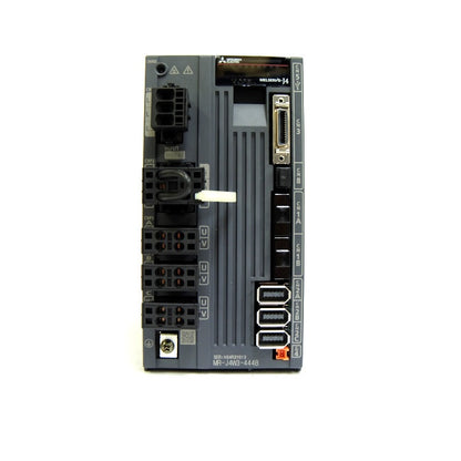 三菱電機　サーボアンプ　MR-J4W3-444B