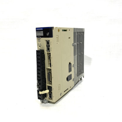 安川電機　サーボパック　SGD7S-2R8A20A