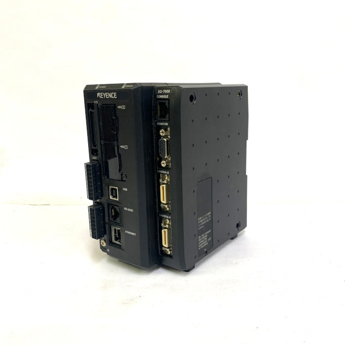 キーエンス　マルチカメラ画像システムコントローラ　XG-7000