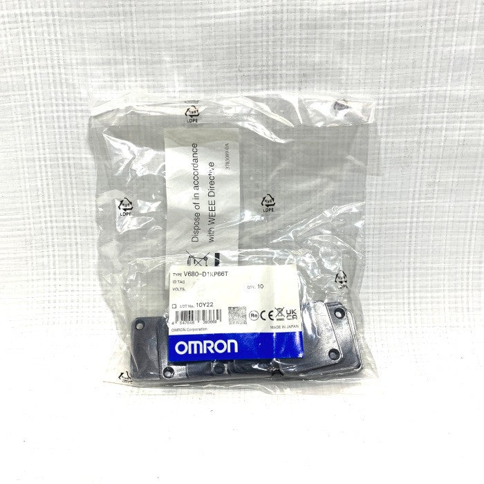 オムロン　RFタグ　V680-D1KP66T