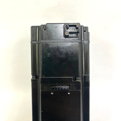 安川電機　サーボモータ　SGMAS-08A2A-FJ31