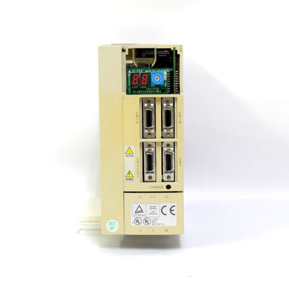 三菱電機　ACサーボアンプ　MR-J2-100B　カバー欠損