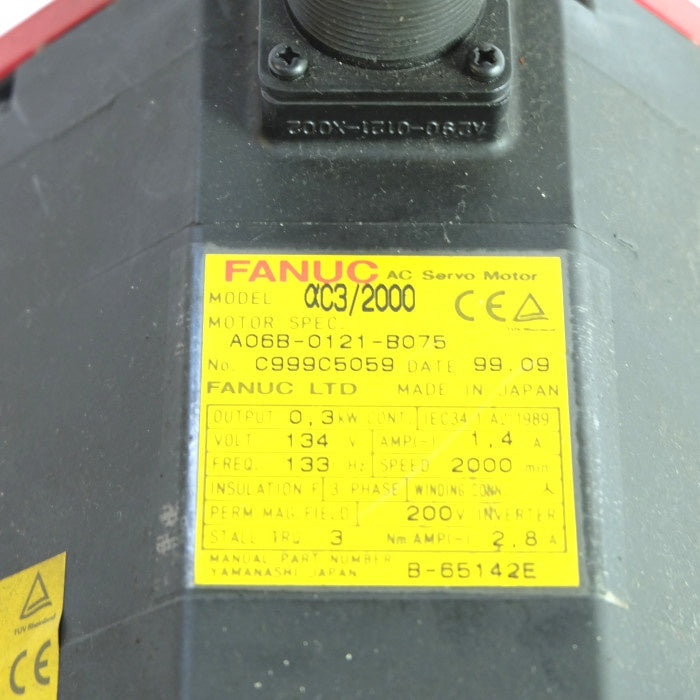 ファナック　ACサーボモータac3/200　A06B-0121-B075