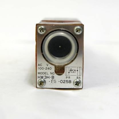 豊興工業　　　　　プレッシャースイッチ　HW3H-B-13-025B