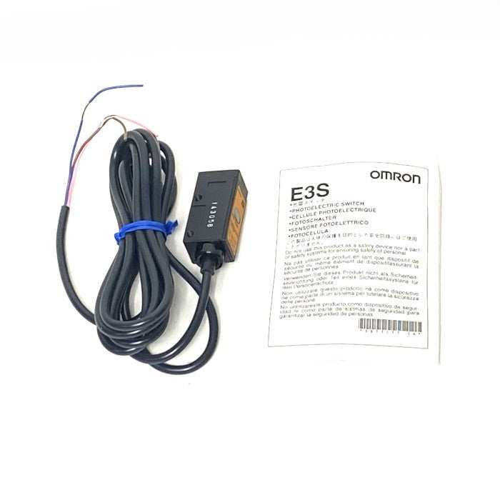 オムロン　光電スイッチ　E3S-2LE4