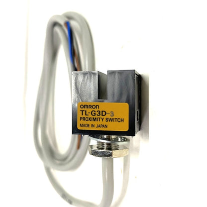 オムロン　近接スイッチ　TL-G3D-3 1m