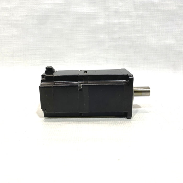 安川電機　サーボモータ　SGMJV-08ADA2C