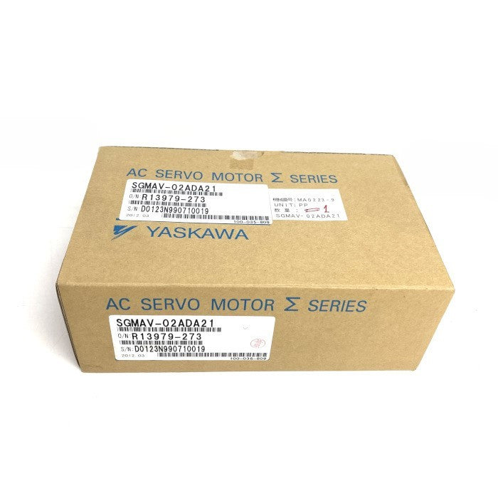 YASUKAWA　回転型サーボモータ 箱有　SGMAV-02ADA21