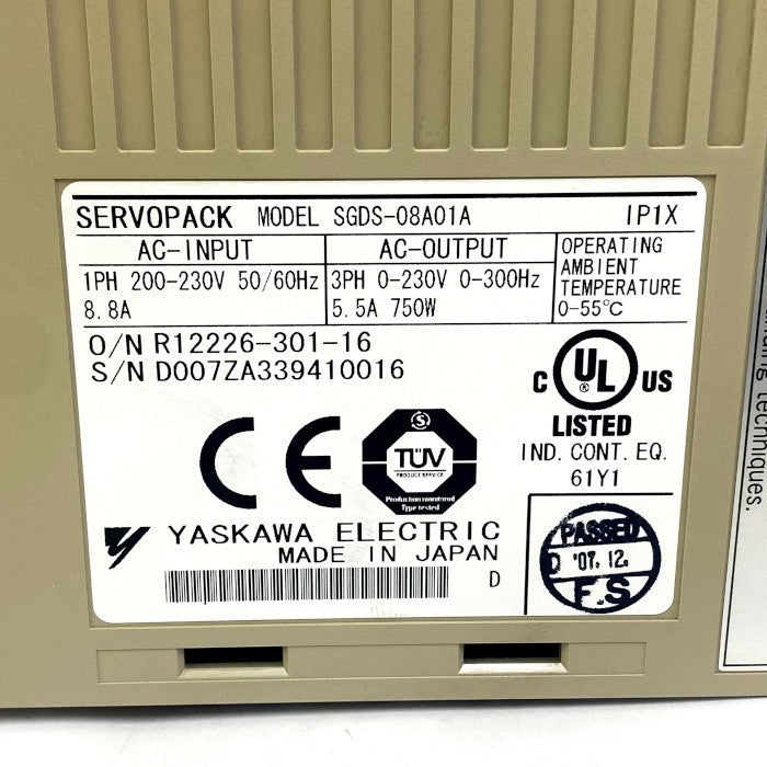 安川電機　サーボパック　　SGDS-08A01A