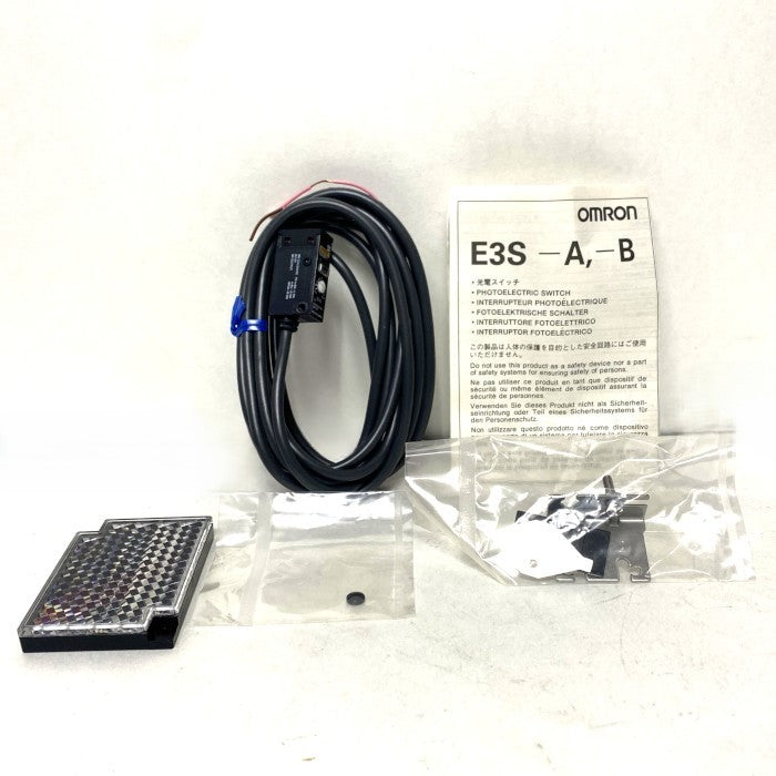 オムロン　光電スイッチ　E3S-BR11