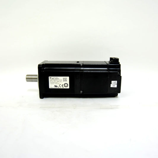 安川電機　回転型サーボモータ　SGMAV-04ADA2C