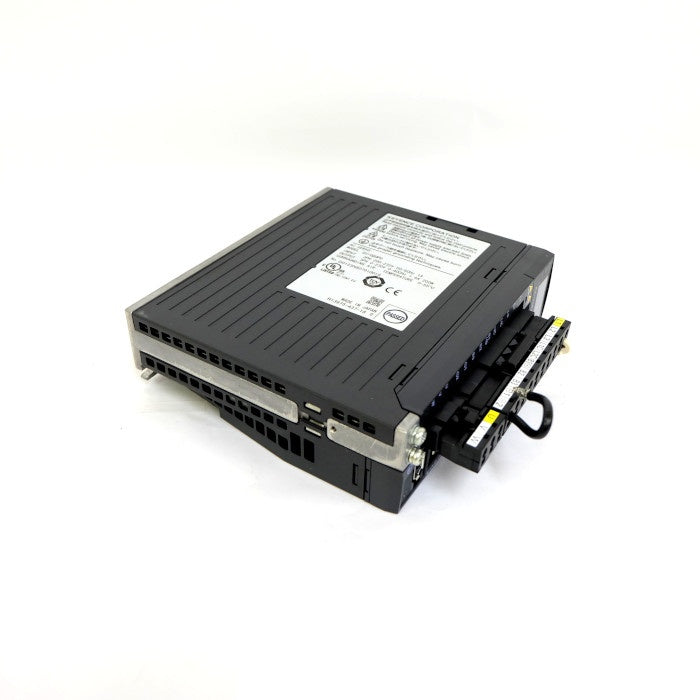 キーエンス　ACサーボシステム　SV-020P2