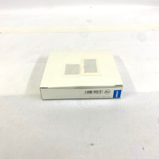 オムロン　ファイバーユニット 　E32-D22B 2M